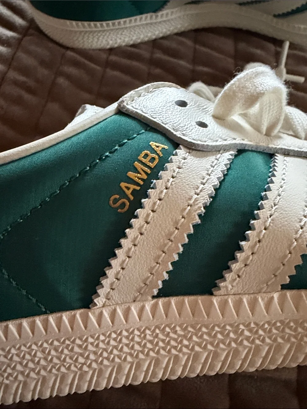 Adidas Samba Green & White Sneakers Women’s Size 5.5